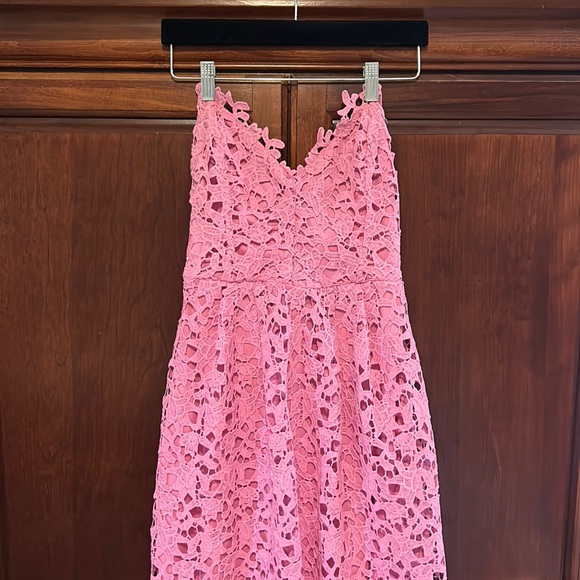 Pink Lace Midi Astr The Label Dress - Picture 1 of 6